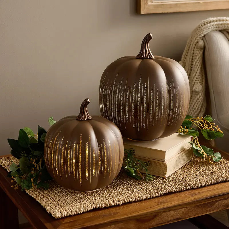 Set of 2 Illuminated Etched Glass Pumpkins with Twinkling Internal Lights for Autumn Decor